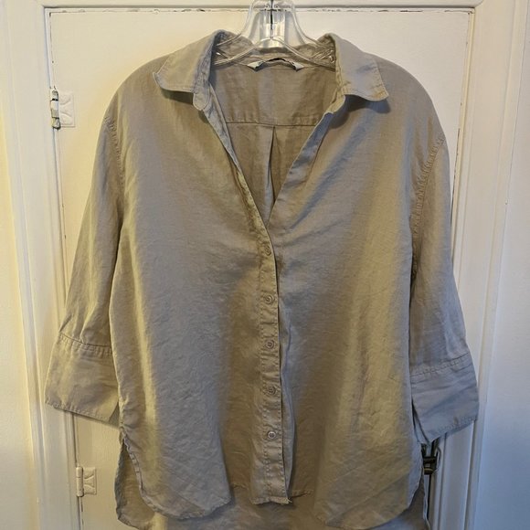 Zara Tops - Zara Grey Button Up